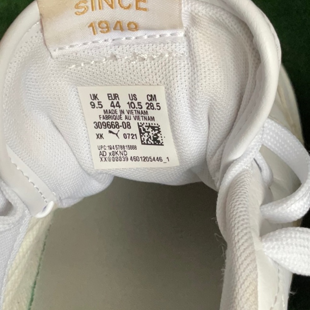 Puma Classic White Shuffle Sneakers - Women’s size 10.5 - Picture 4 of 7